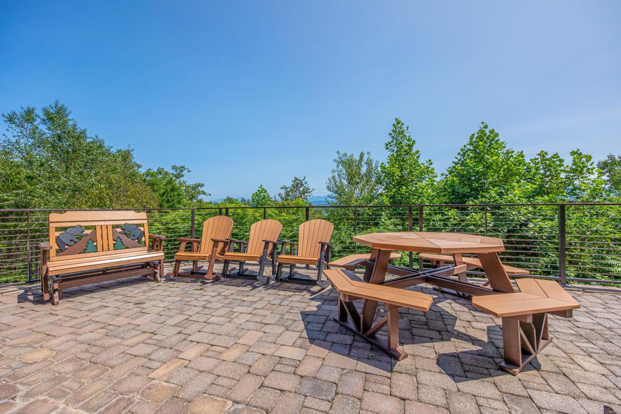 Five Bears Mountain View Lodge Севьервилл Экстерьер фото