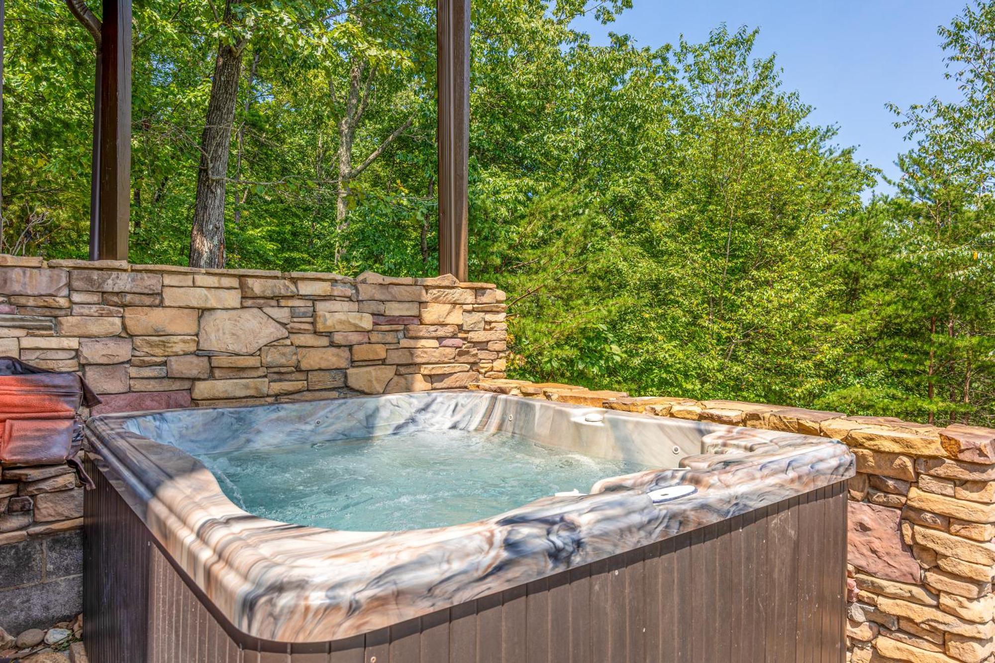 Five Bears Mountain View Lodge Севьервилл Экстерьер фото